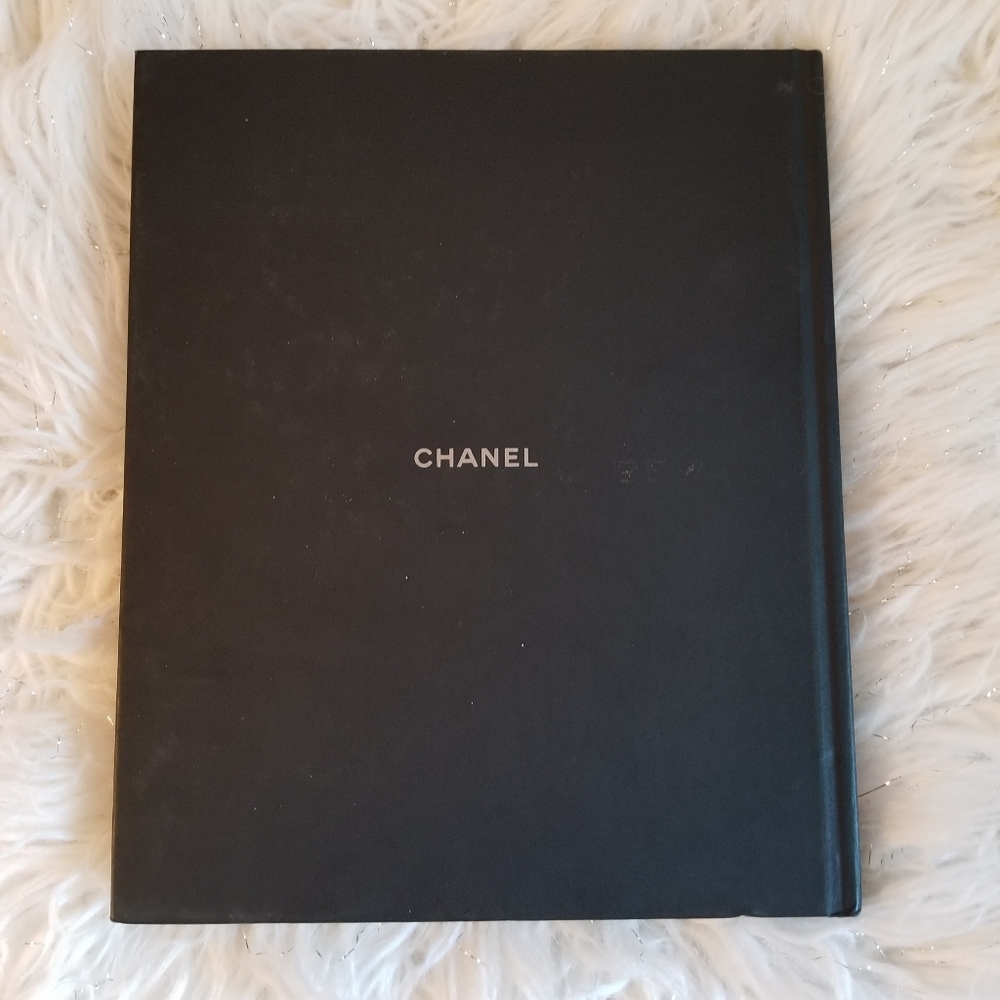 Chanel Watch Catalog - Picture 4 of 7